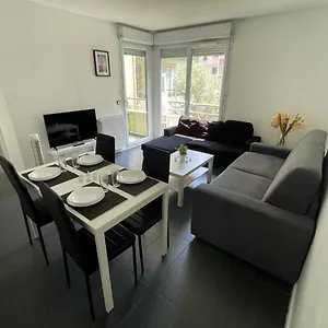 T5 4 Gratte Ciel, Villeurbanne, Meuble Villeurbanne
